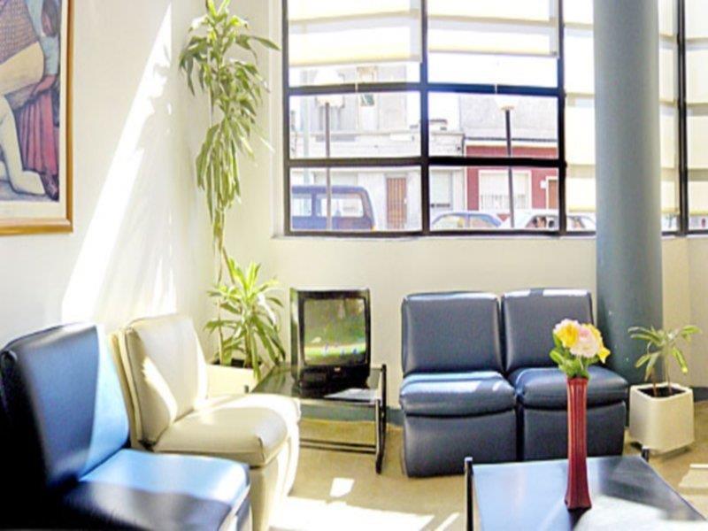Hotel Tres Cruces Montevideo Bagian luar foto
