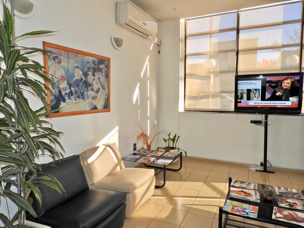 Hotel Tres Cruces Montevideo Bagian luar foto
