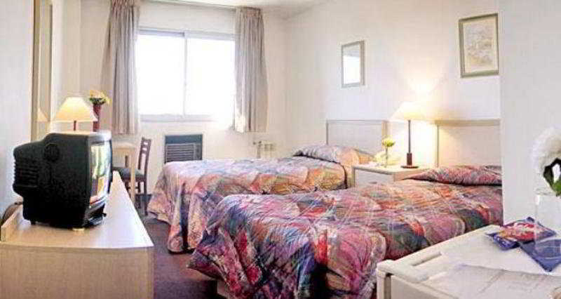 Hotel Tres Cruces Montevideo Bagian luar foto